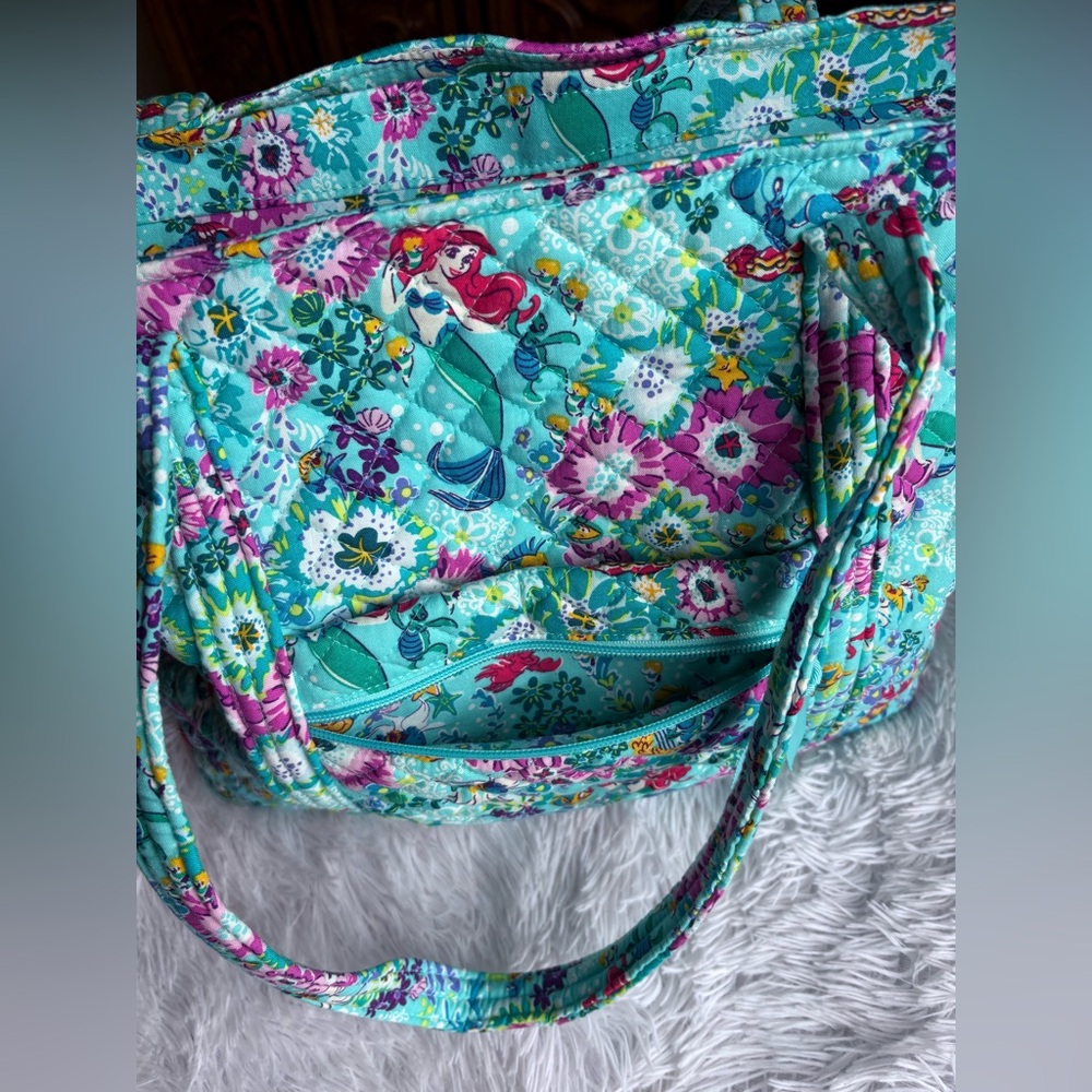 BOLO BNWOT Vera Bradley Disney Ariel Tote Bag Purse Handbag Little Mermaid - Picture 6 of 16